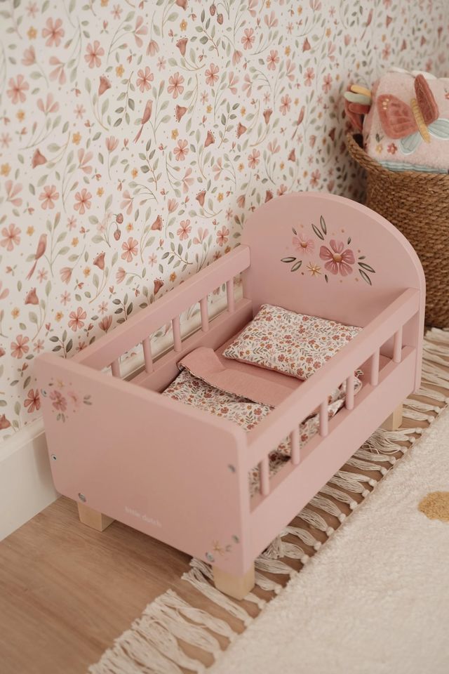 Lettino per bambole in legno Little Dutch
